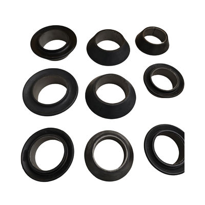 Tazze a pistone per pozzi petroliferi di dimensioni personalizzabili con inserto metallico rinforzato e pressione nominale di 10.000 psi per operazioni petrolifere e del gas