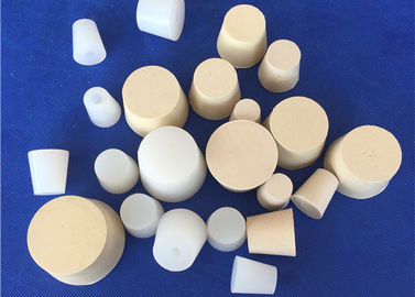 Bianco nero o colore assegnato Tappo Bung di gomma in taglia personalizzata impermeabile 40-80 Shore A Durezza